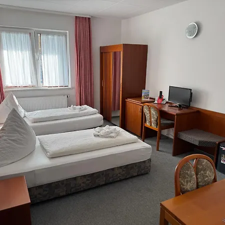 Gaestezimmer Becker Pensionat 3*