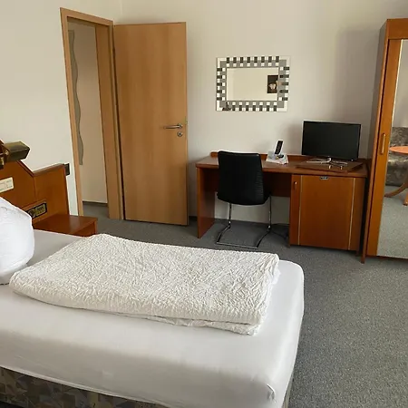 Gaestezimmer Becker Pensionat 3*